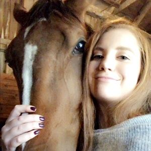 Meet your Posher, Abby